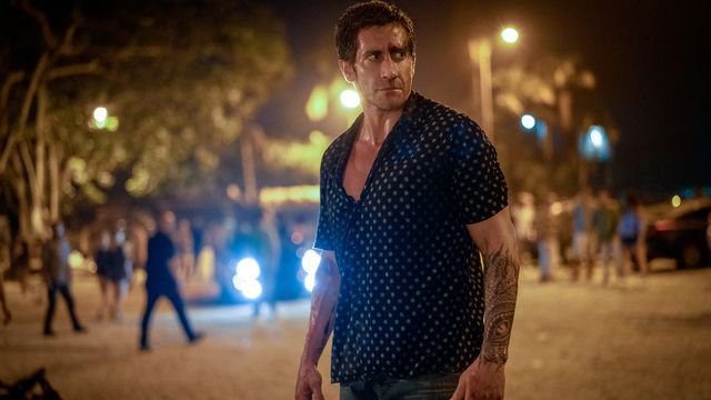Longa com Jake Gyllenhaal traz a mistura pontual entre luta e comédia, dando uma nova cara para o filme e ainda respeitando a produção original com Patrick Swayze