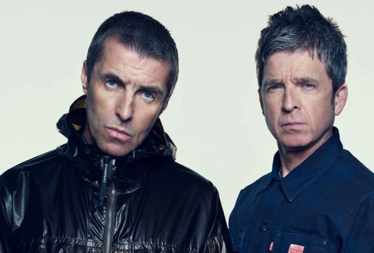 Liam e Noel Gallagher, membros do Oasis.