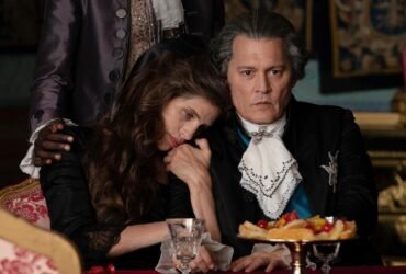 Crítica | A Favorita do Rei: o glamour que esconde a superfície