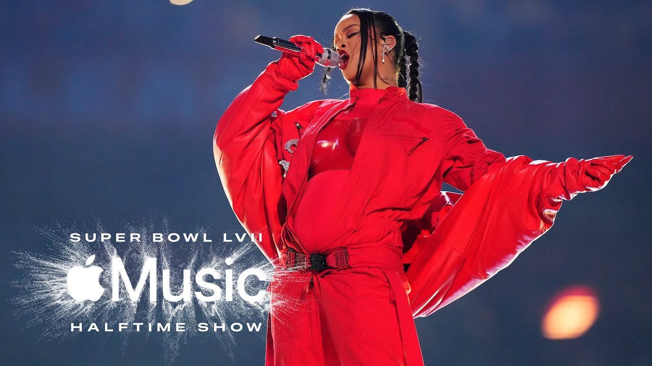 Shows no Super Bowl: Rihanna