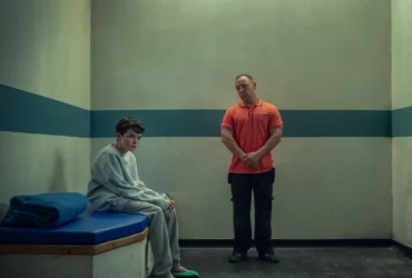 Crítica | Adolescência: a série do momento é uma espetacularização do vazio