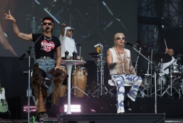 Ca7riel & Paco Amoroso me arrastaram para o Lolla contra minha vontade (e me fizeram agradecer por isso)