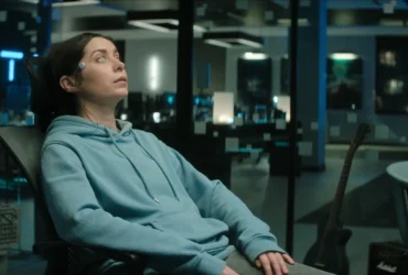 Crítica | Black Mirror – 7×6: USS Callister — Infinity continua no espaço, mas muda os alvos da sátira