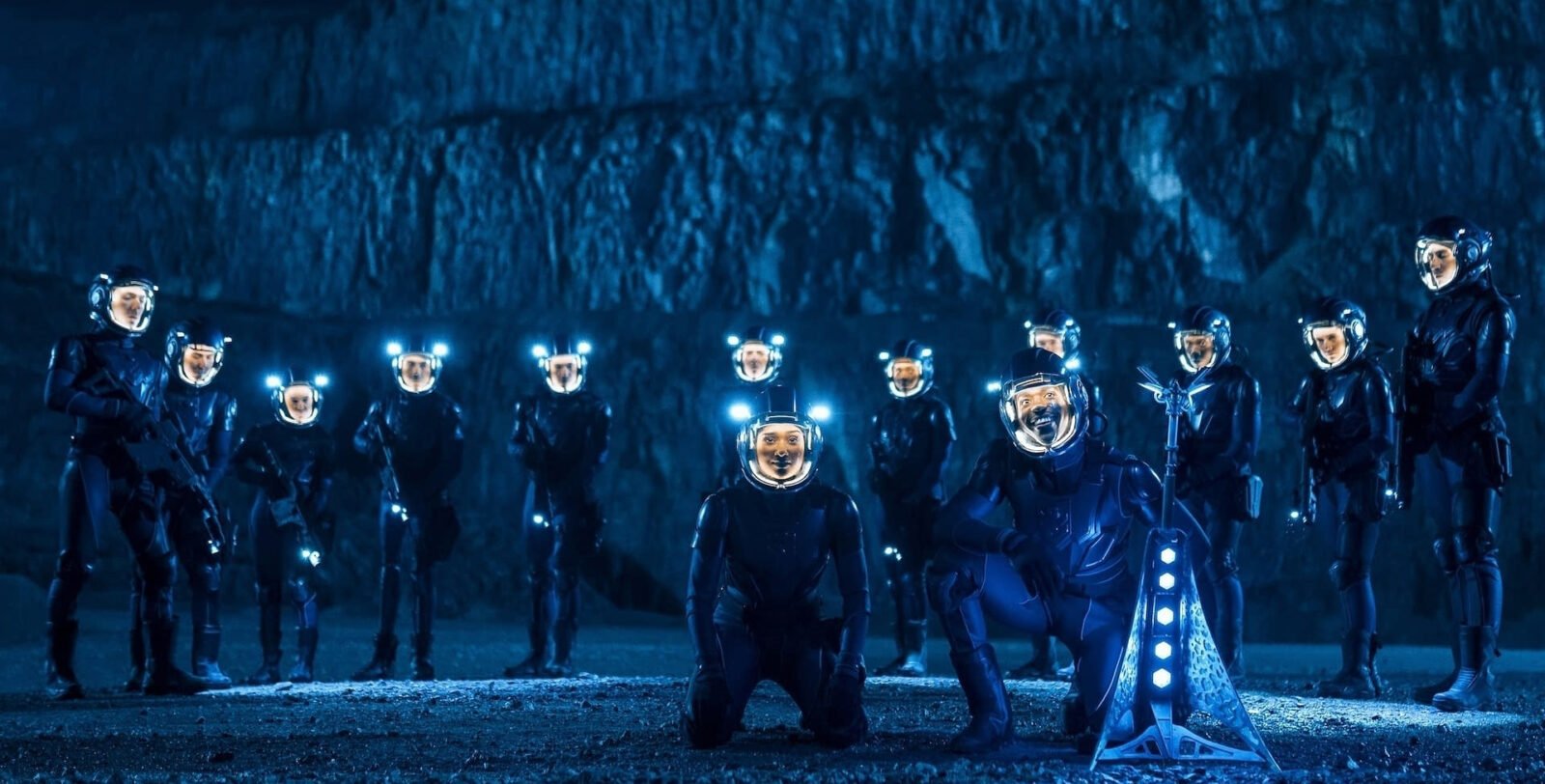 Crítica | Doctor Who – 2×3: O Poço traz horror cósmico e revisita o medo do invisível