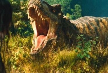 Jurassic World: Recomeço | Filme ganha trailer com muita ação e dinossauros mutantes; assista!