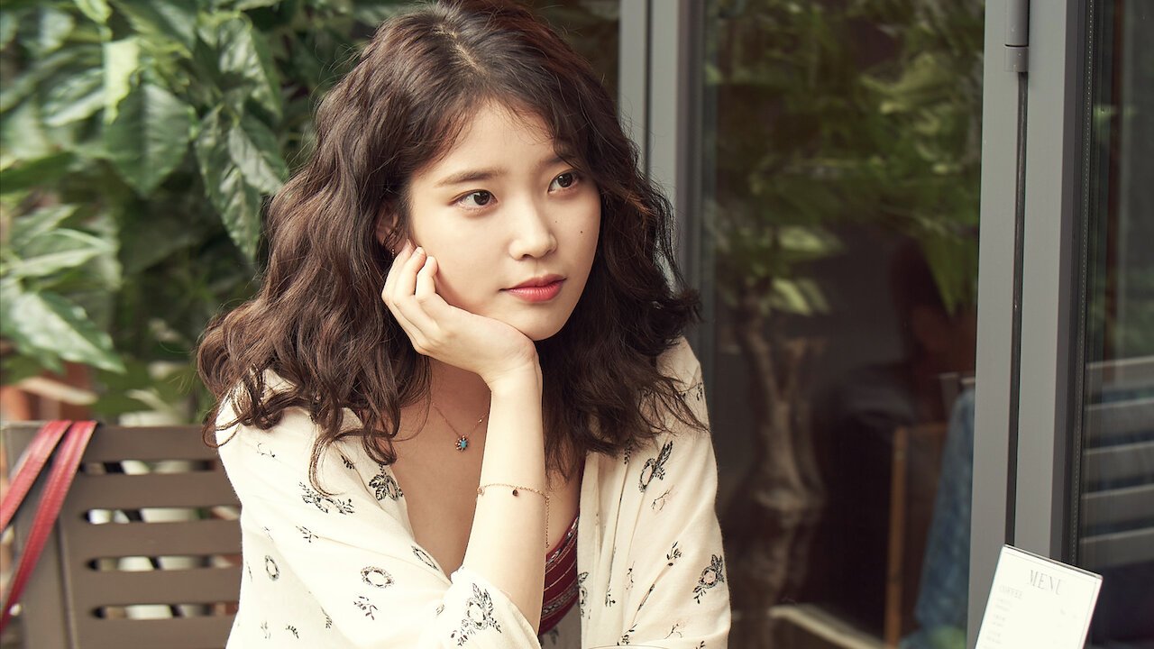 IU