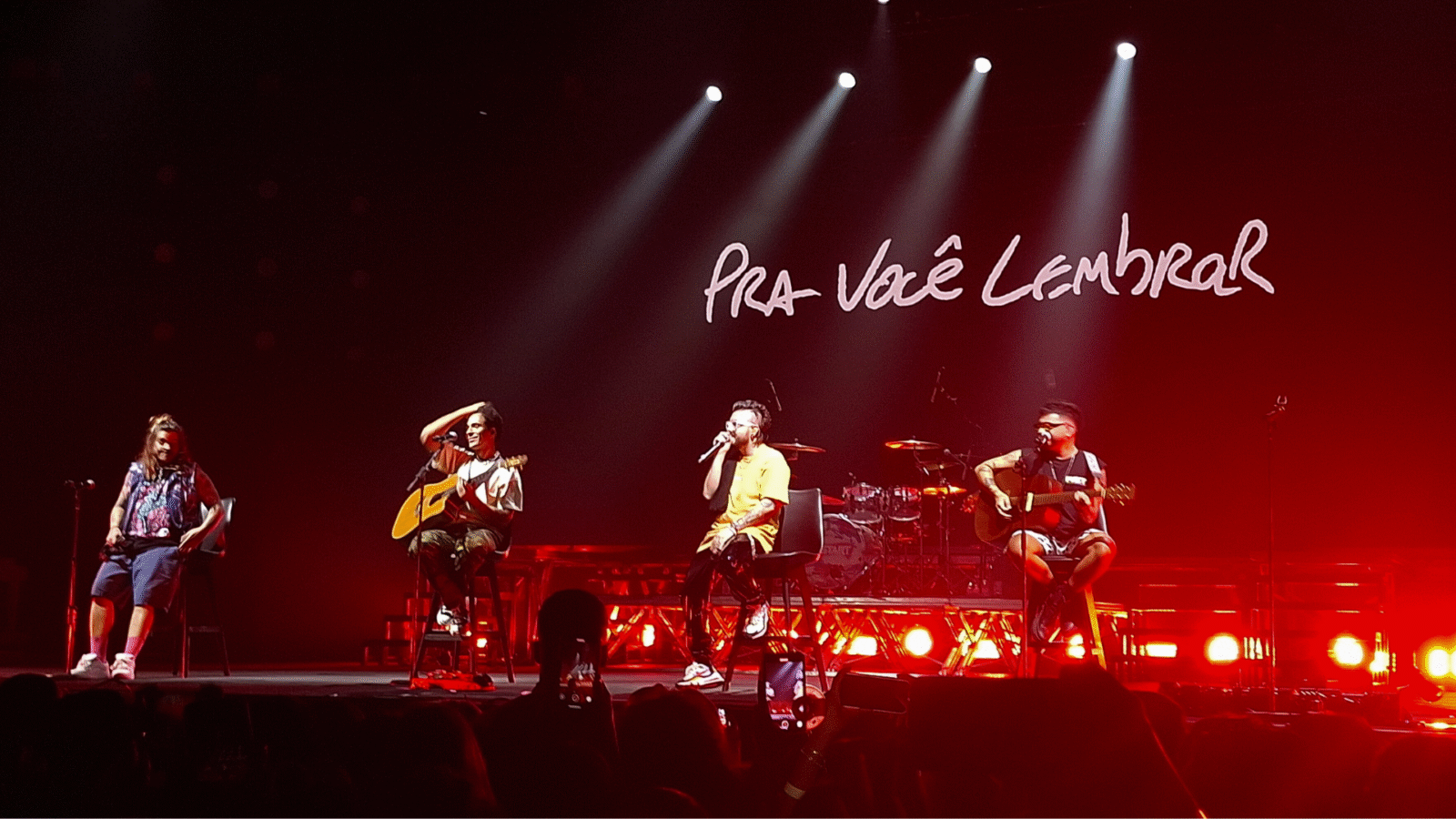 A banda Restart se apresenta em São Paulo