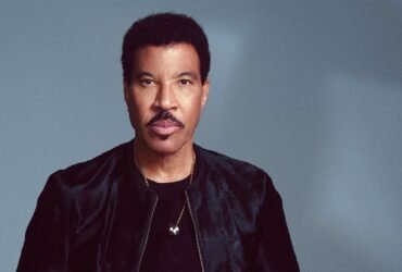 Lionel Richie é confirmado no The Town 2025 e divide dia com Mariah Carey