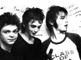 Supergrass anuncia show único no Brasil celebrando os 30 anos do disco de estreia