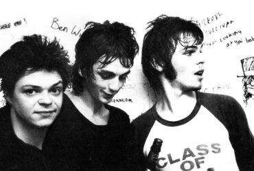 Supergrass anuncia show único no Brasil celebrando os 30 anos do disco de estreia