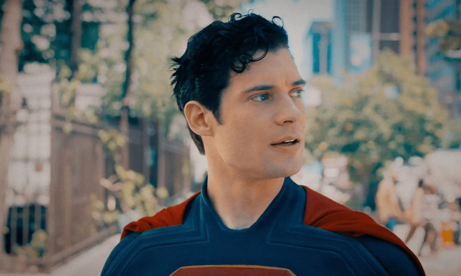 Superman | Elenco e o diretor James Gunn virão ao Brasil em junho; saiba mais!