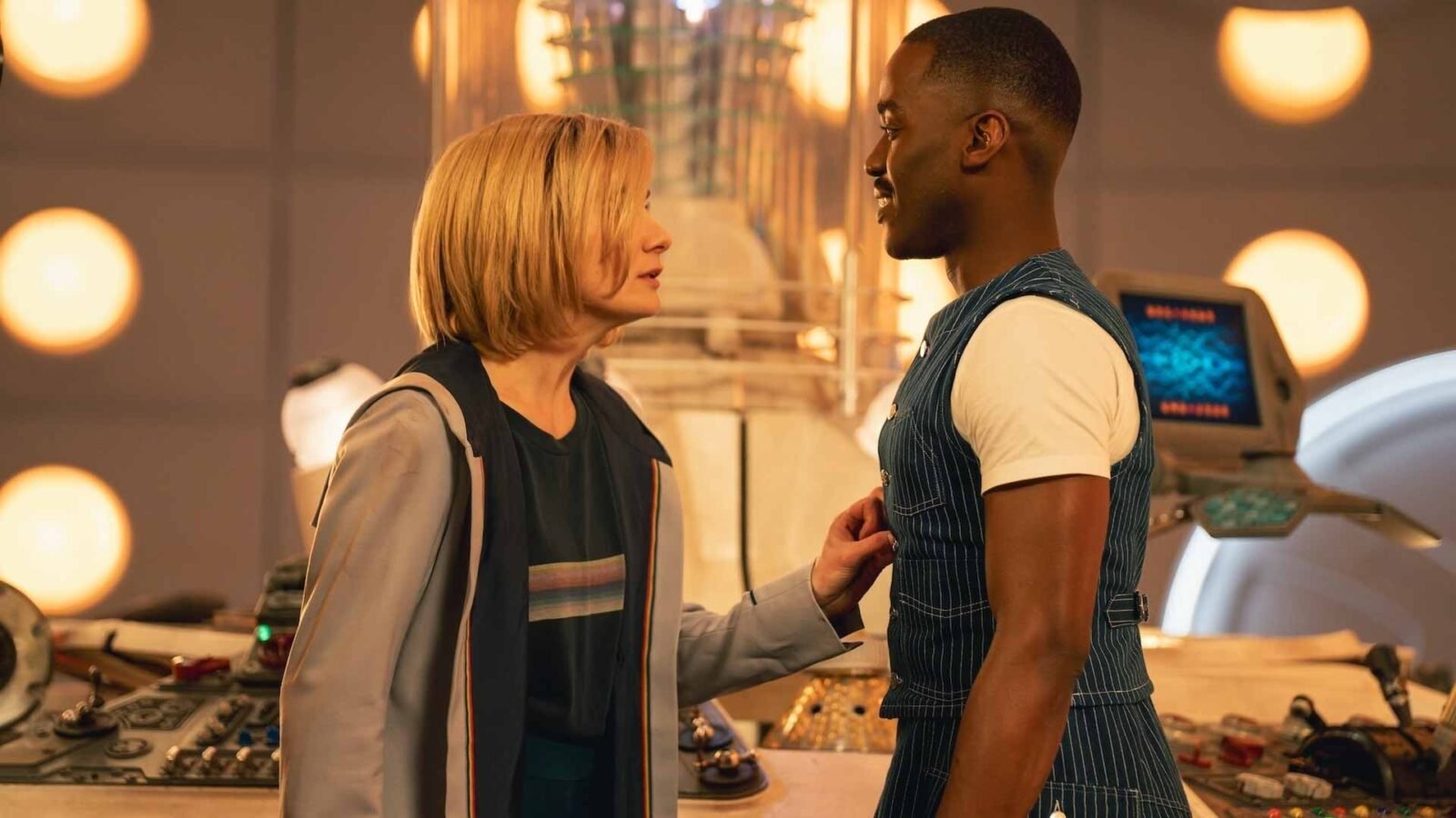 Crítica | Doctor Who 2×8: Série entrega um final de temporada medíocre, mas longe de ser o fim do mundo