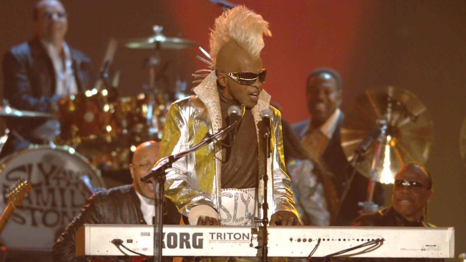 Sly Stone, ícone do funk e da música negra, morre aos 82 anos