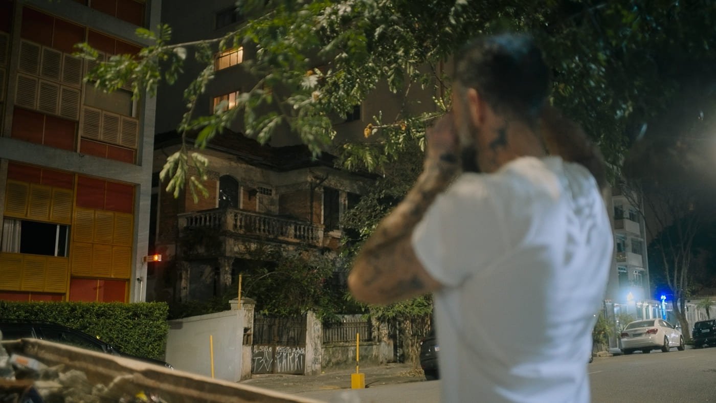 A Mulher Da Casa Abandonada trailer