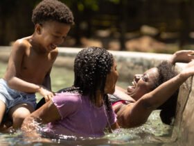 Crítica | A Melhor Mãe do Mundo: Boa intenção tropeça no artifício e no sentimentalismo calculado