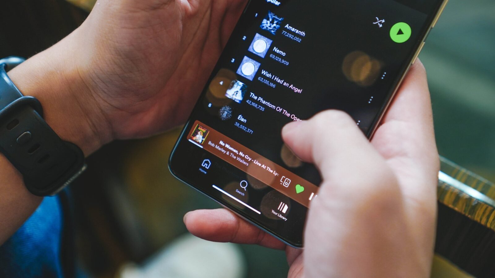 Spotify lança mensagens para competir com WhatsApp; entenda