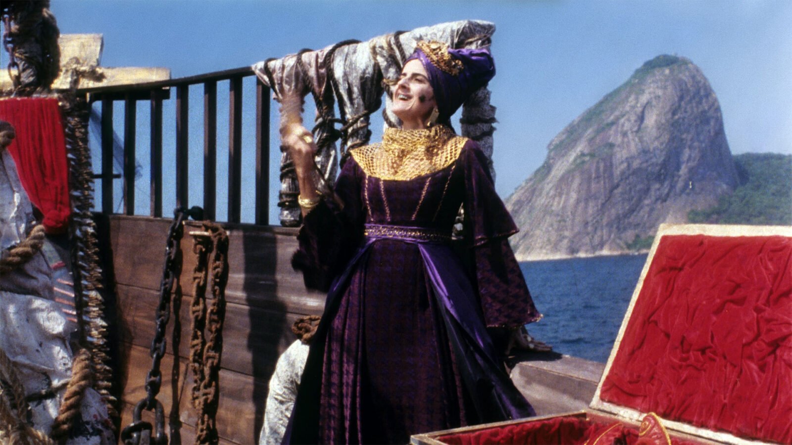 Crítica | Carlota Joaquina, Princesa do Brazil é um grito barroco em technicolor