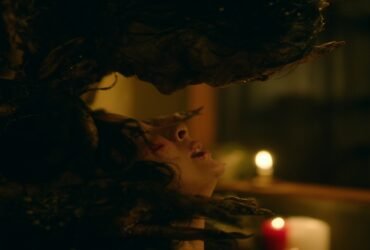 Crítica | Rosario é um reflexo de um EUA Trumpista que vê imigrantes como seres sujos e assustadores