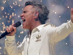 Robbie Williams adia novo álbum para não concorrer com Taylor Swift