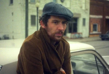 Crítica | The Mastermind examina a patética síndrome de protagonismo de homens comuns