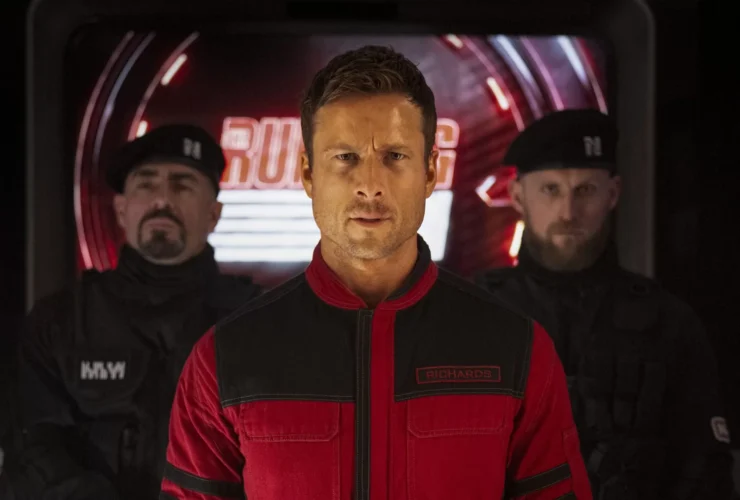 O Sobrevivente | Novo filme de Edgar Wright com Glen Powell, ganha trailer final; assista!