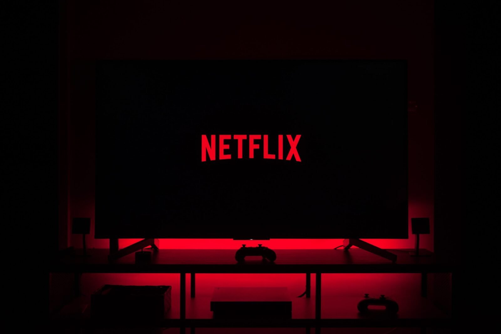 Netflix bloqueia conteúdo para assinantes de plano com anúncios; entenda
