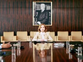 Crítica | O vazio dourado por trás do poder em 'A Mulher Mais Rica do Mundo'