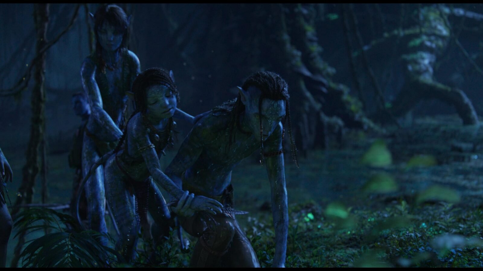 Crítica | Em 'Avatar: Fogo e Cinzas' James Cameron faz épico sobre ciclos de dor e deslumbramento