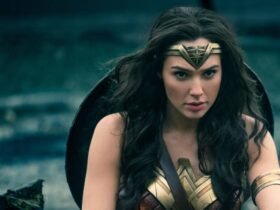 Gal Gadot como Mulher Maravilha