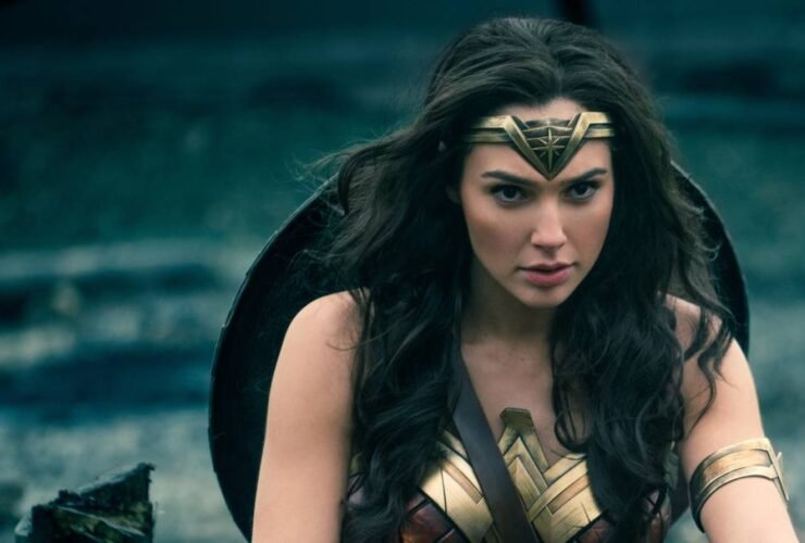 Gal Gadot como Mulher Maravilha