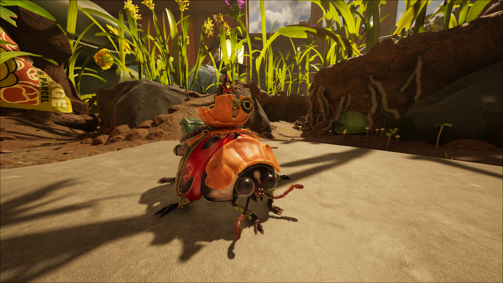 Captura de tela do jogo Grounded mostrando uma joaninha equipada com uma armadura improvisada de casca de noz e um pequeno canhão montado em suas costas. Ela está sobre um caminho de cimento em um jardim gigante, cercada por grama alta e flores sob a luz do sol.