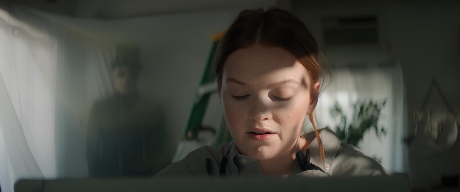 Crítica | A Vingança de Charlie é um terror atmosférico que seria mais eficaz se fosse um curta