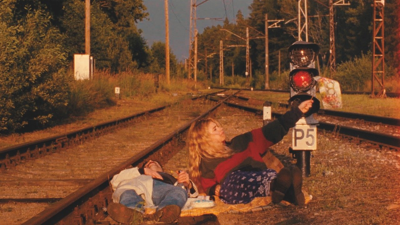 Crítica | Em 'A Cronologia da Água', o excesso de dor dilui o próprio sofrimento