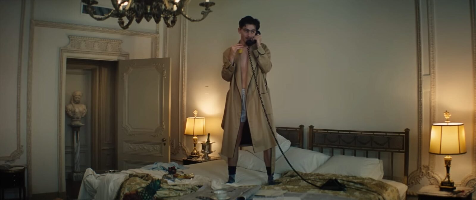 Crítica | Marty Supreme e o preço da grandeza em uma América que não quer pagar a conta