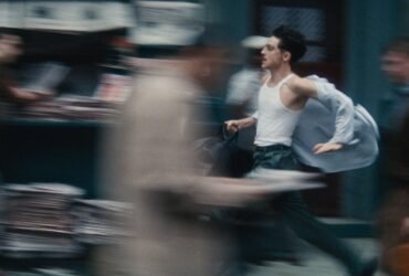 Crítica | Marty Supreme e o preço da grandeza em uma América que não quer pagar a conta