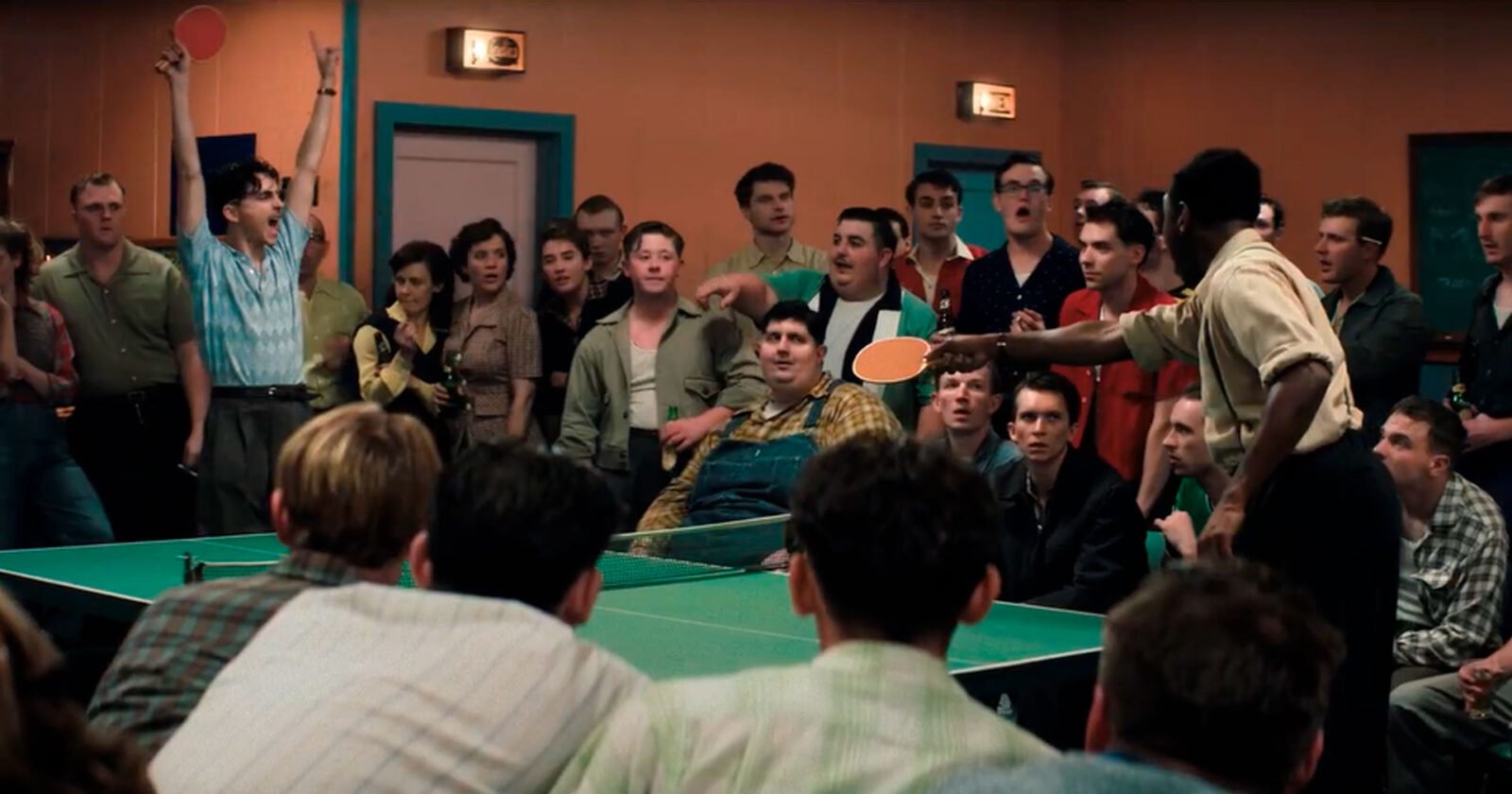 Crítica | Marty Supreme e o preço da grandeza em uma América que não quer pagar a conta