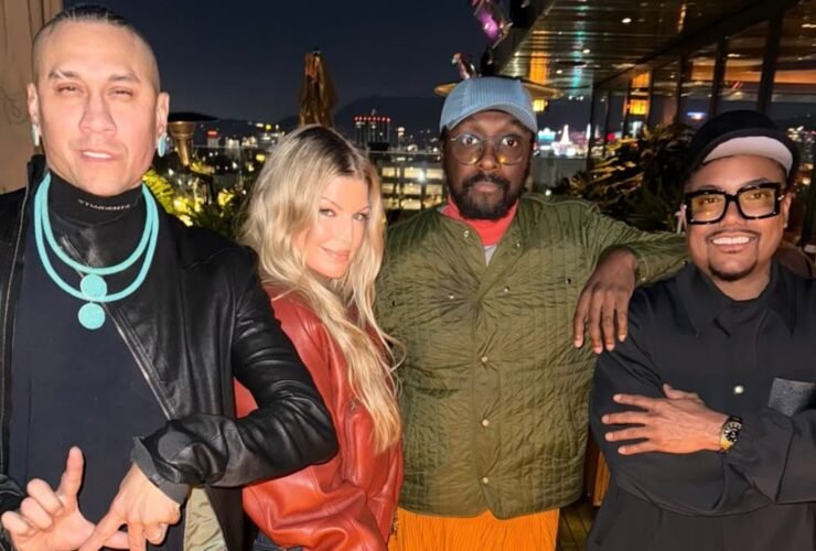 Reencontro da formação clássica do Black Eyed Peas