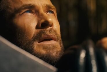 Vingadores: Doutor Destino thor