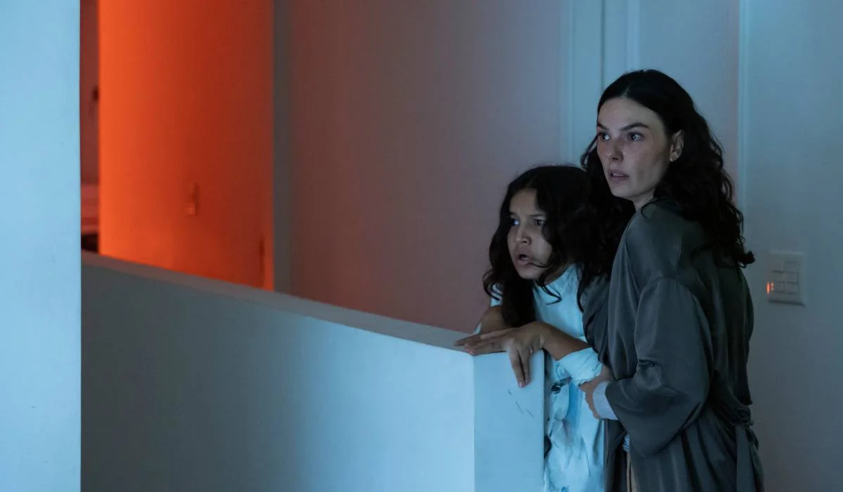 Crítica | Quarto do Pânico é um remake que prefere ficar preso em um cômodo seguro