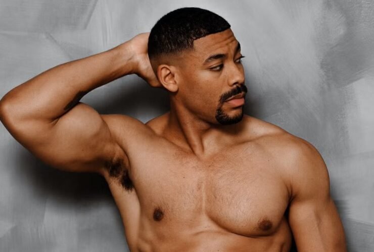 Aaron Pierre estará em superman