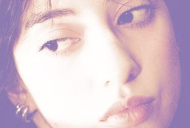 Capa de “UMi - Memórias De Um Corpo Etéreo Que Ainda Jaz Em Mim”