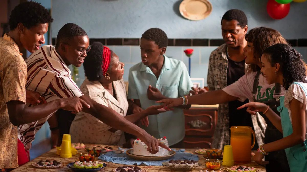 Crítica | Narciso: identidade, fantasia e a armadilha do ver sem olhar