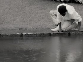 Crítica | Narciso: identidade, fantasia e a armadilha do ver sem olhar