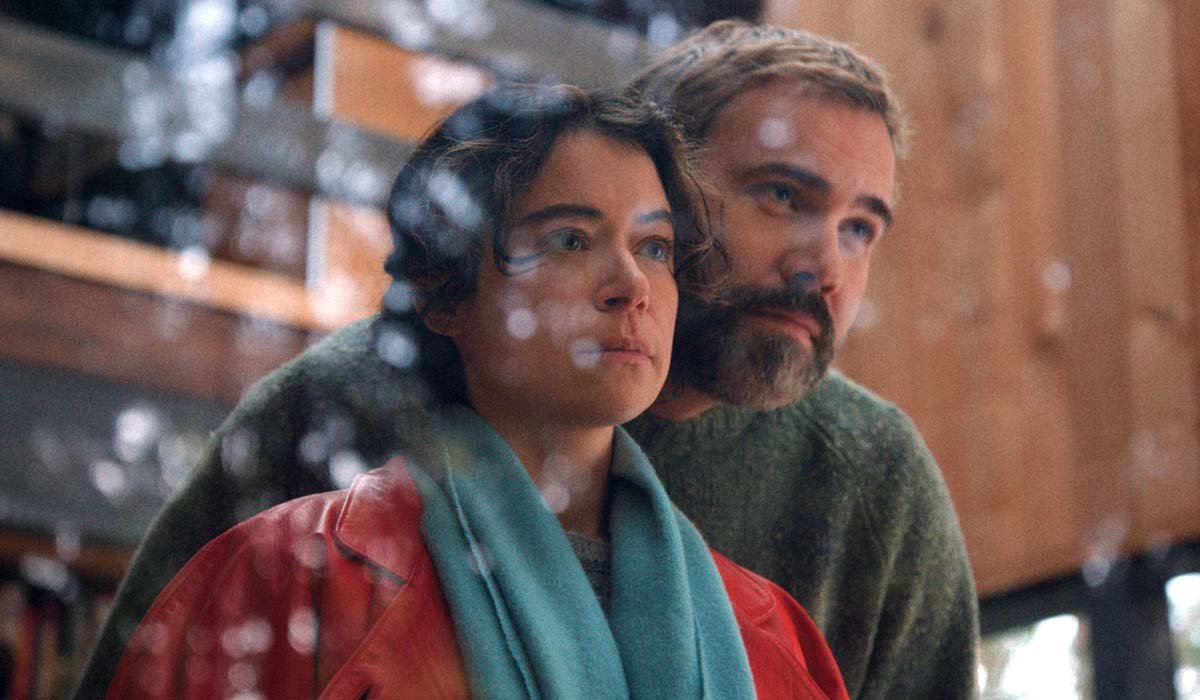 Crítica | Tatiana Maslany luta sozinha contra os demônios de 'Para Sempre Medo'