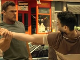 Ator de ‘Reacher’ é acusado de agredir vizinho em Nashville após discussão; veja o vídeo!