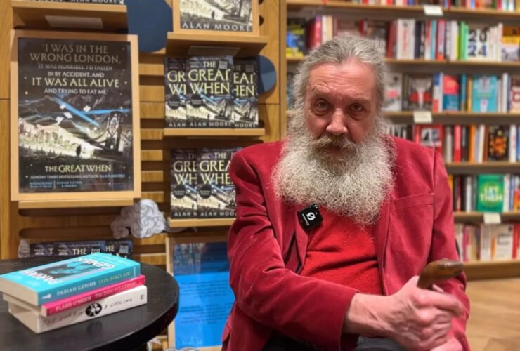 'Quadrinhos abandonaram a classe trabalhadora', dispara Alan Moore em entrevista