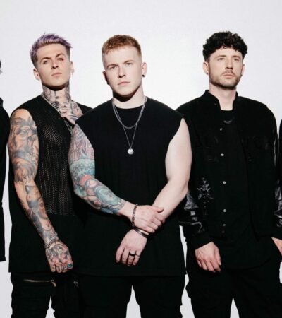 Integrantes da banda From Ashes To New