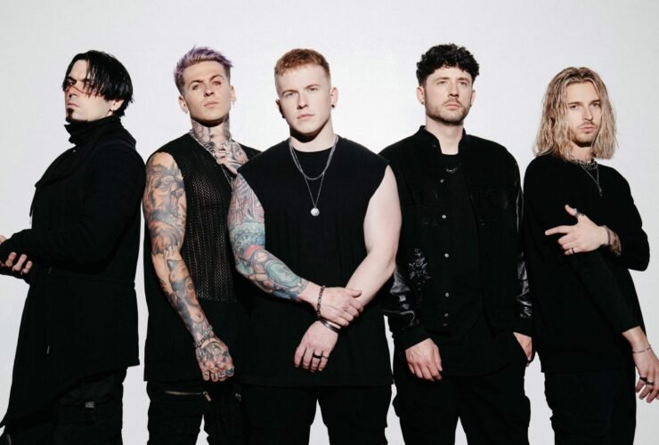 Integrantes da banda From Ashes To New