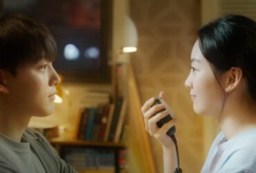 Crítica | Ditto: Conexões do Amor junta um rádio velho e dois corações desafinados no tempo