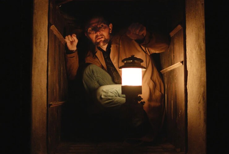 Crítica | Hokum: O Pesadelo da Bruxa é um filme certinho demais para dar medo